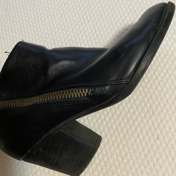 Black Bamboo Booties - Picture 5 of 8